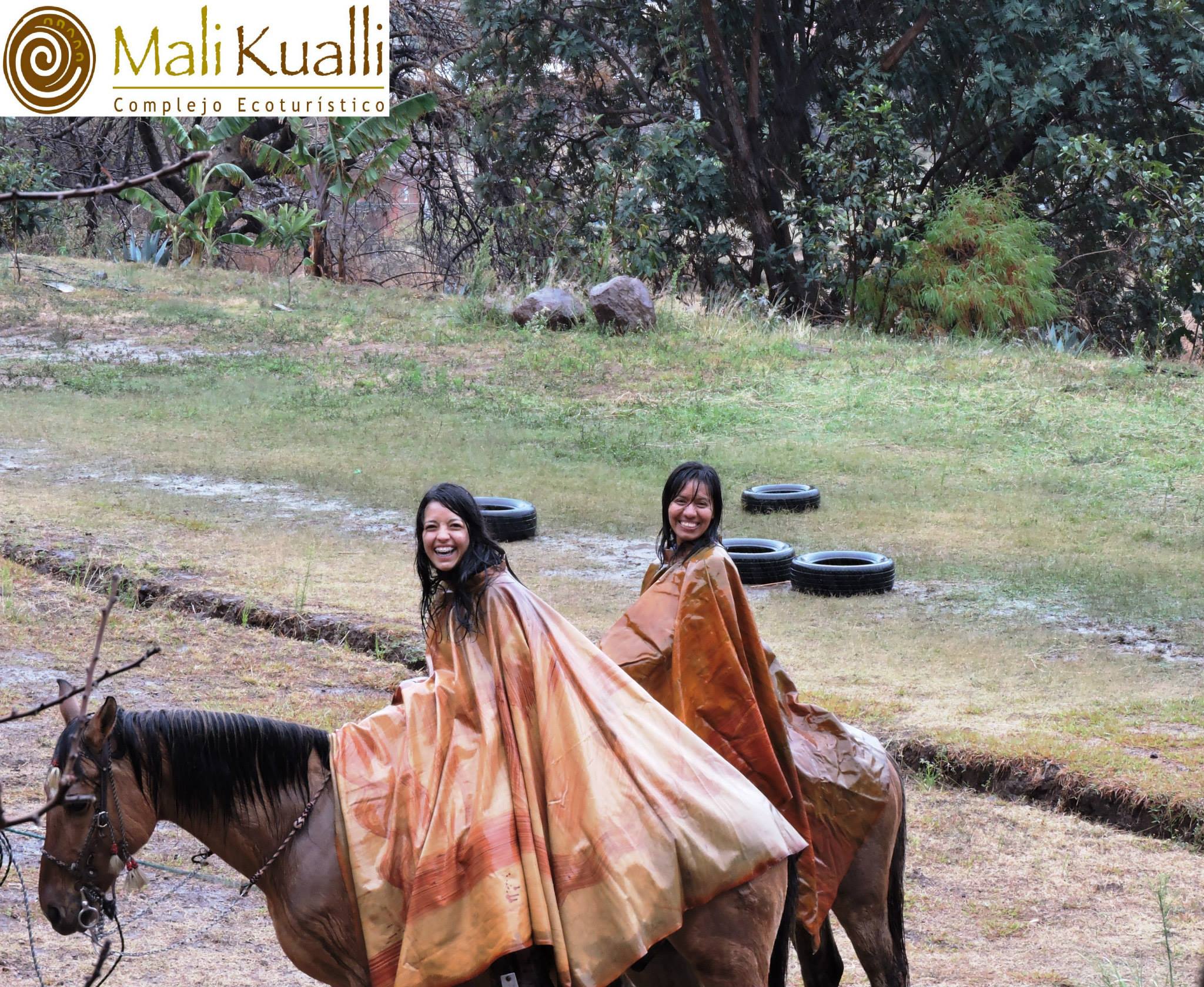 Senderismo y Cabalgata